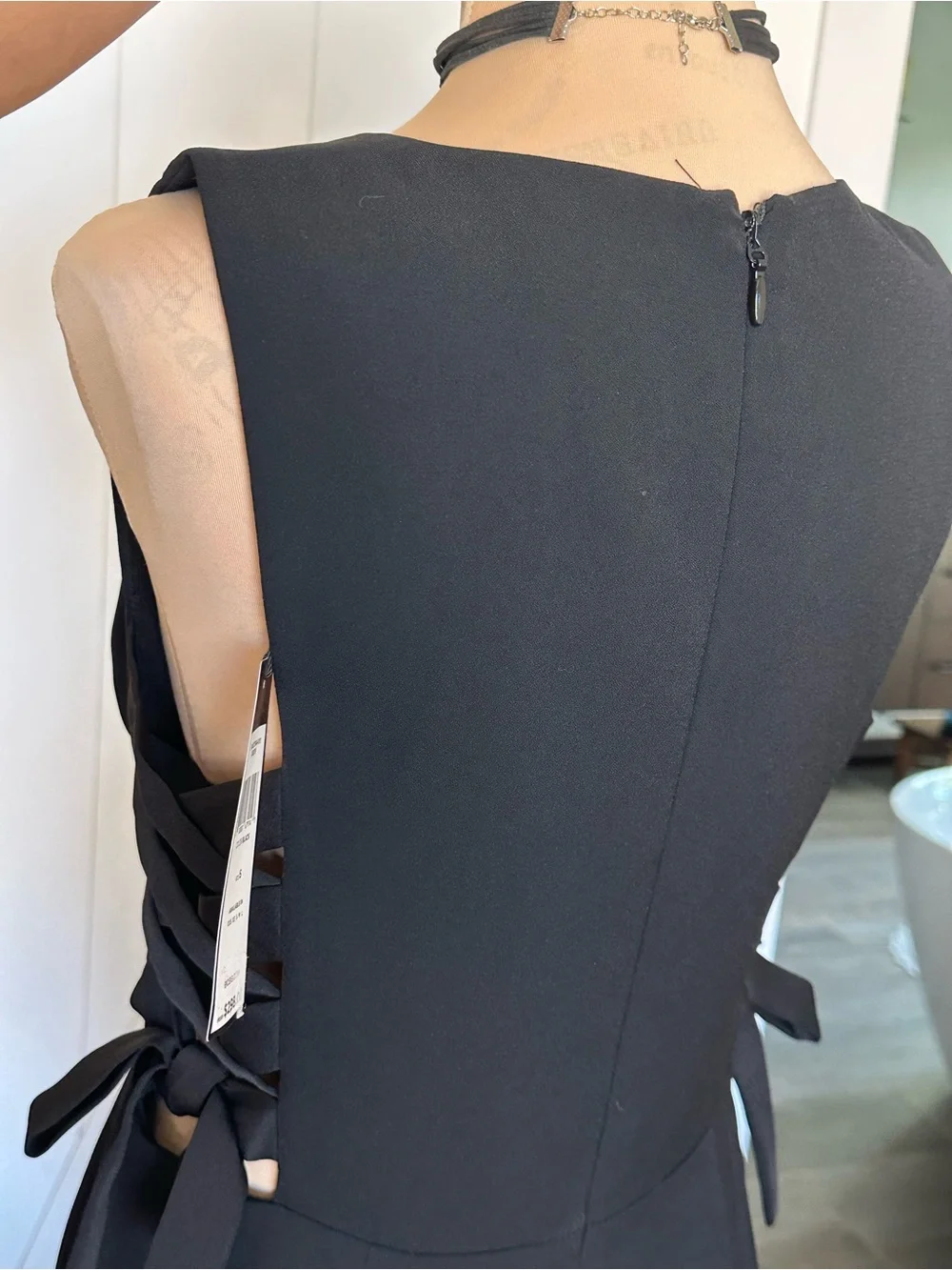 BCBGMaxAzria Black Backless V-Neck Lace-Up Dress - Picture 3 of 10